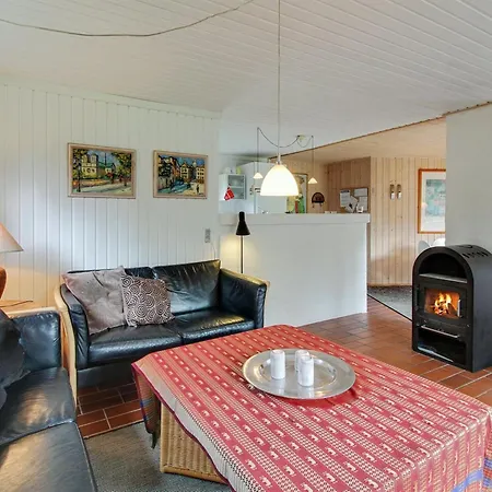 Holiday home Eetu Blavand