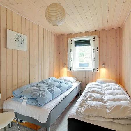 Semesterbostad Eetu - 1-3km From The Sea By Interhome